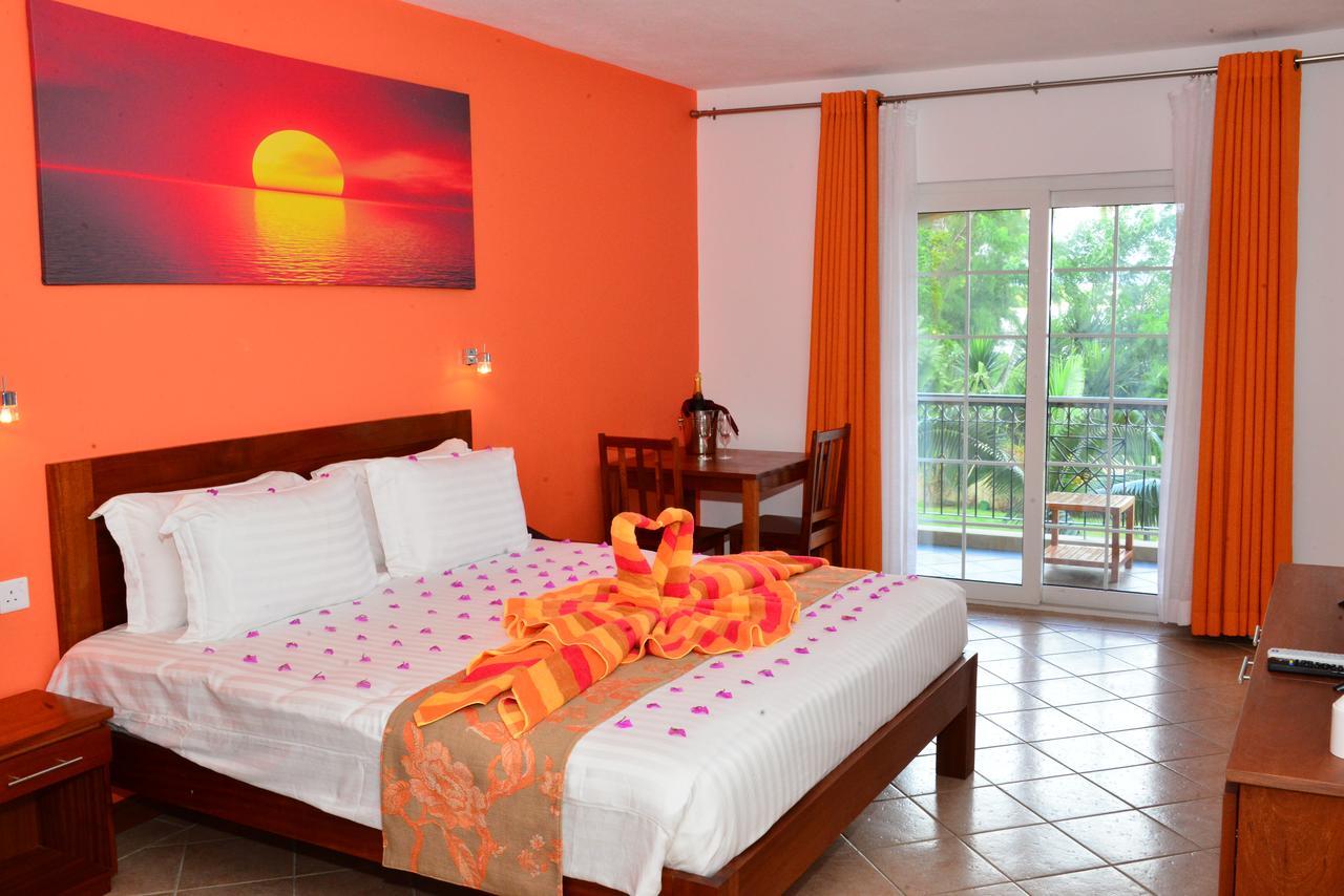 Sunset Reef Resort&Spa Pointe aux Piments Exterior foto