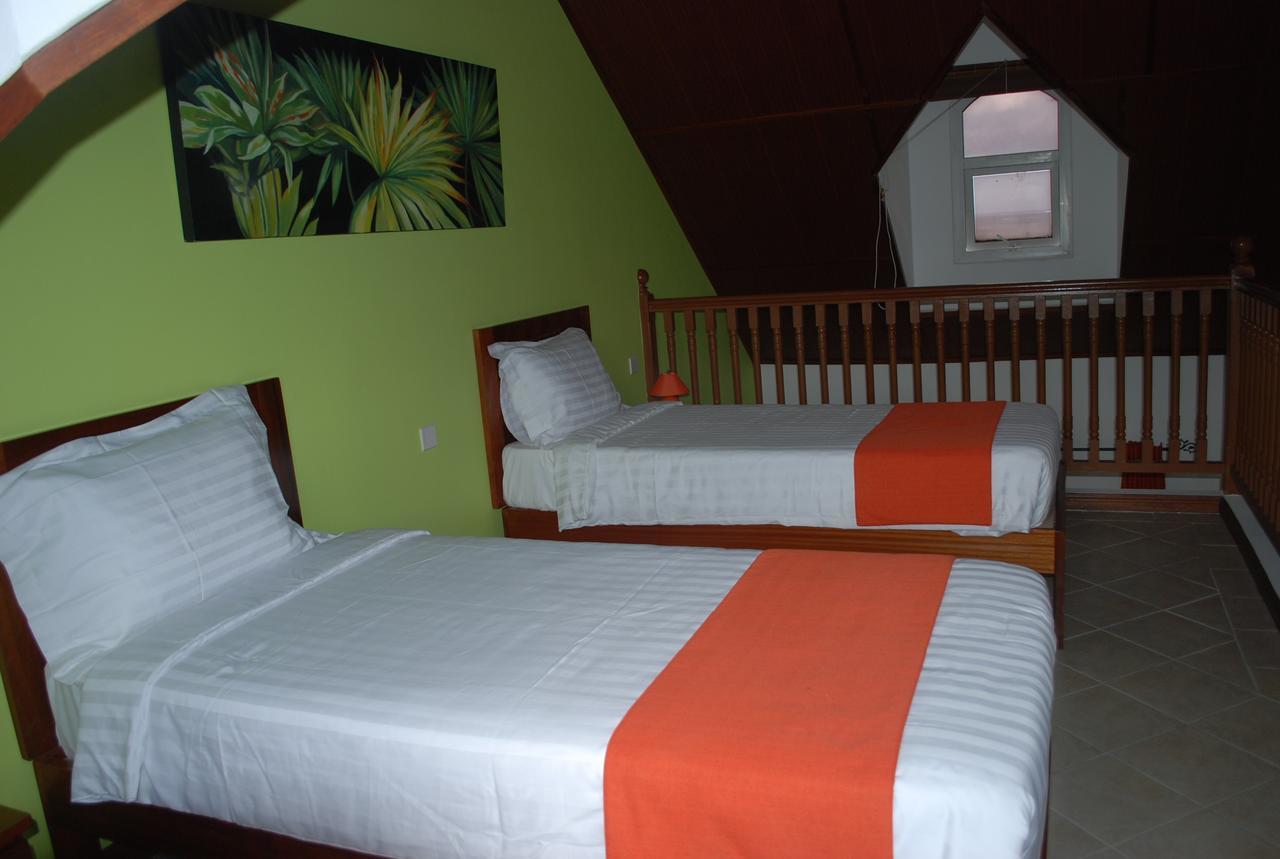Sunset Reef Resort&Spa Pointe aux Piments Exterior foto