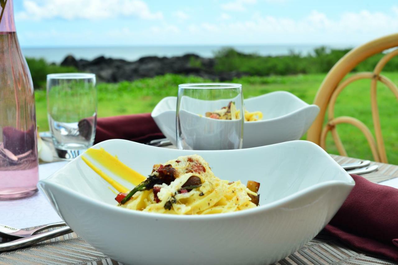 Sunset Reef Resort&Spa Pointe aux Piments Exterior foto
