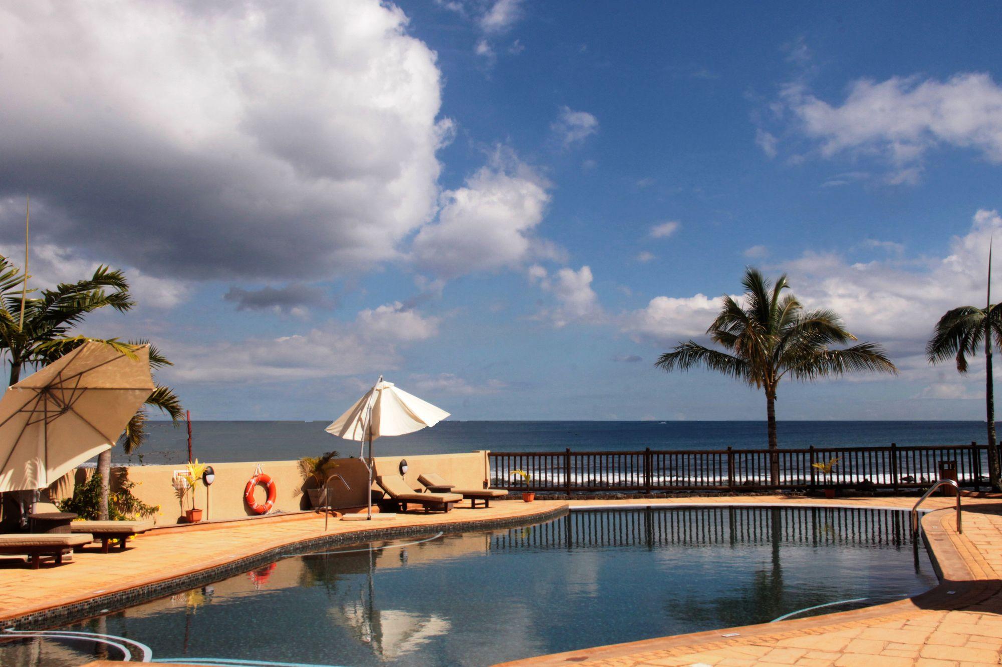 Sunset Reef Resort&Spa Pointe aux Piments Exterior foto
