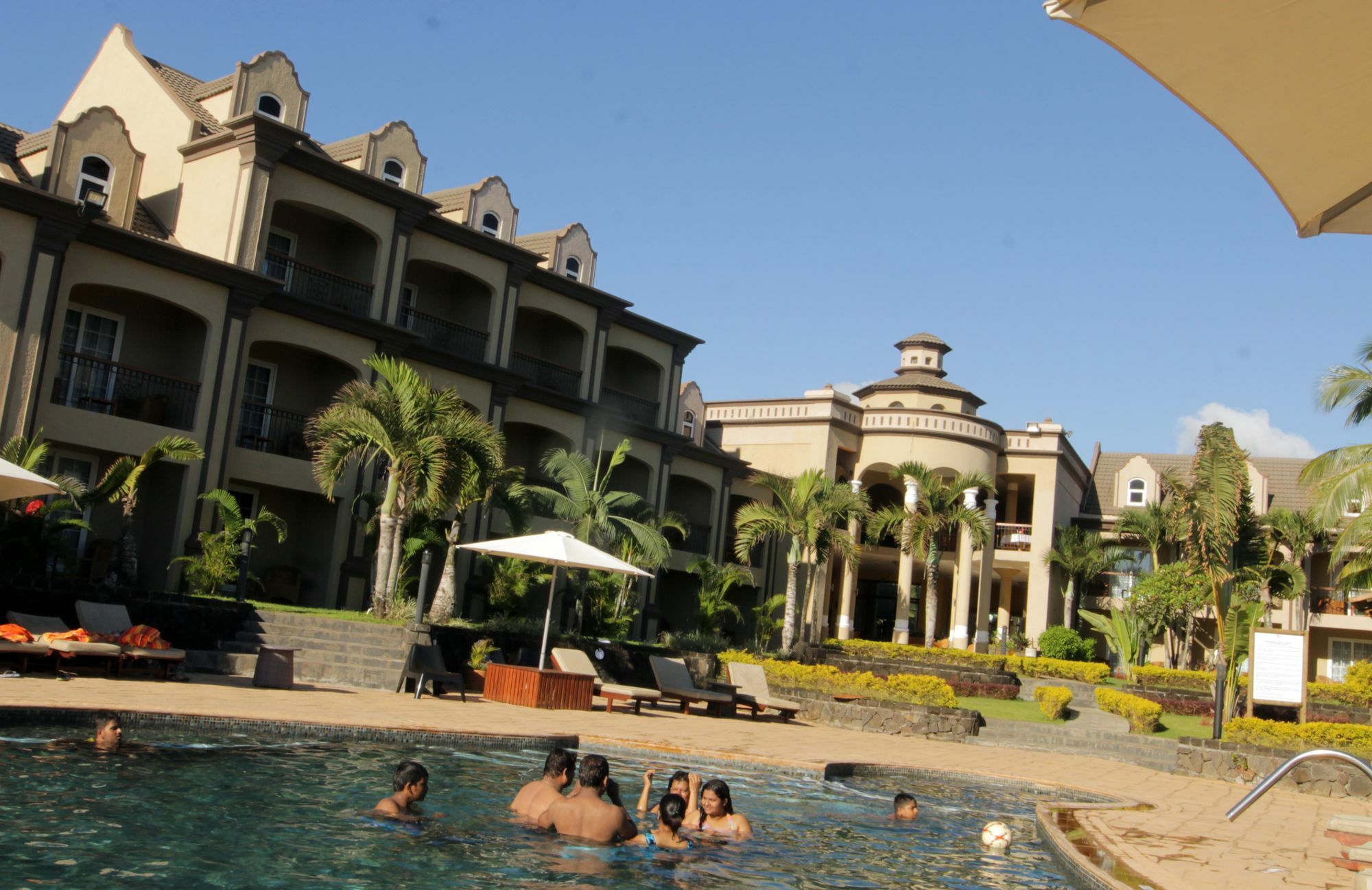 Sunset Reef Resort&Spa Pointe aux Piments Exterior foto